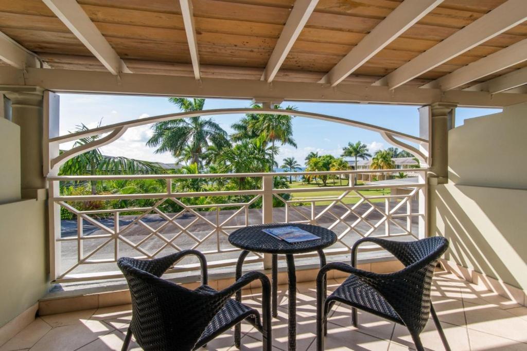 Sunscape Cove Montego Bay Resort And Spa Exterior photo